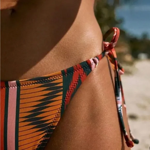 Boho Ethnic Print Triangle Halter Side Tie Bikini Set - Picture 5 of 12